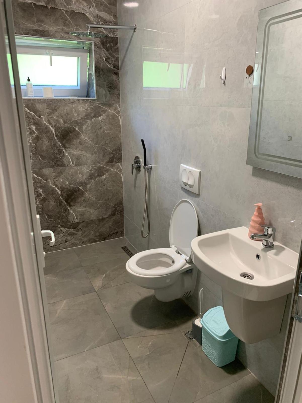 Stonehouse Villa Валбона Екстериор снимка