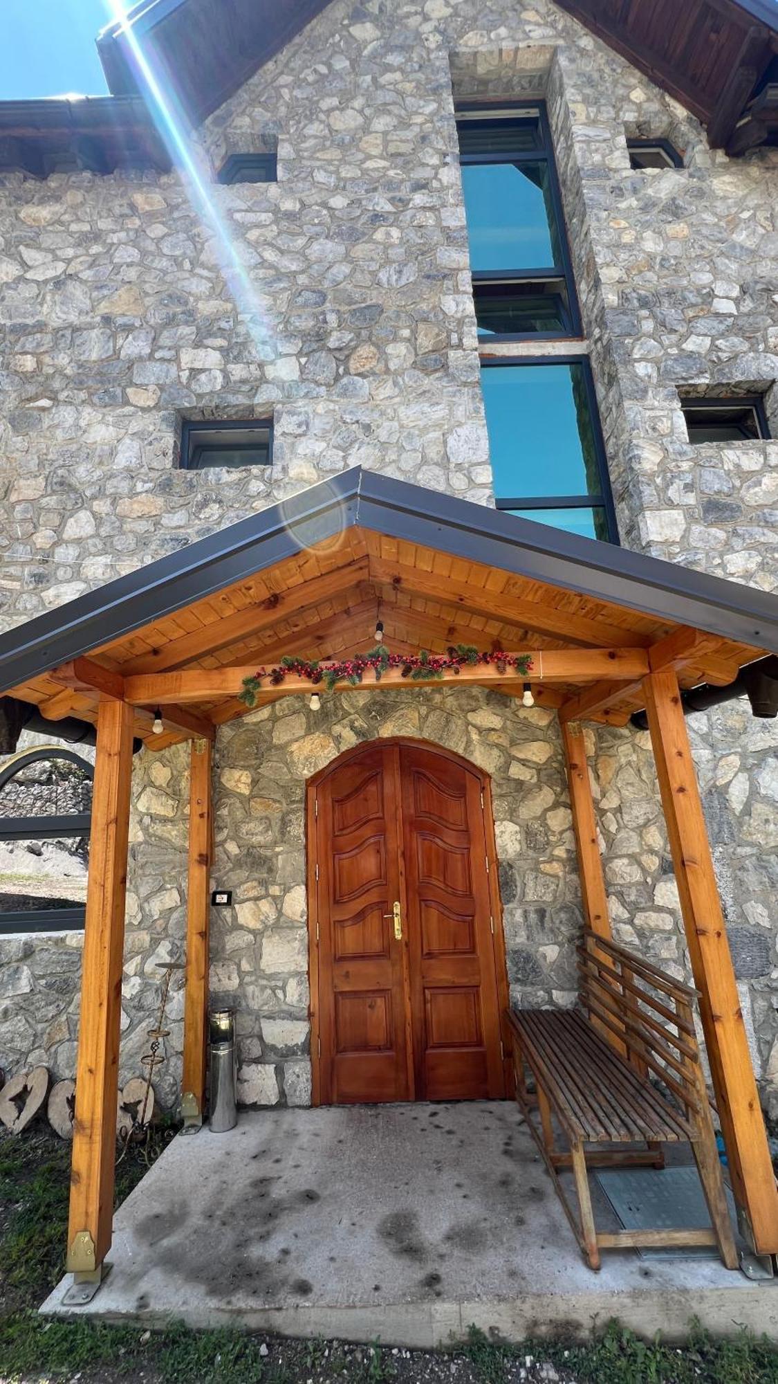 Stonehouse Villa Валбона Екстериор снимка
