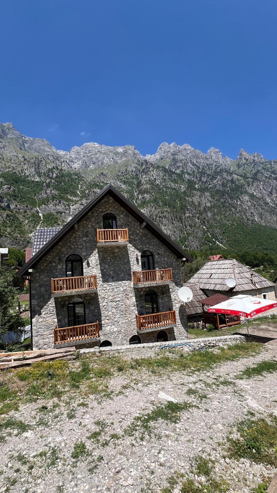 Stonehouse Villa Валбона Екстериор снимка