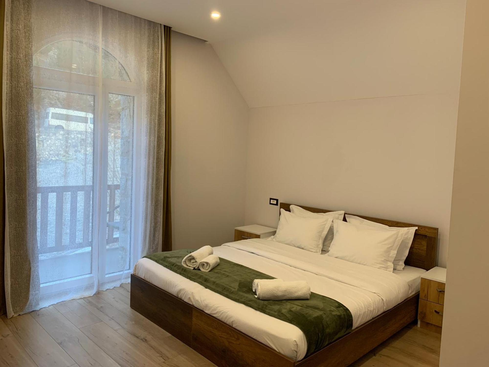 Stonehouse Villa Валбона Екстериор снимка